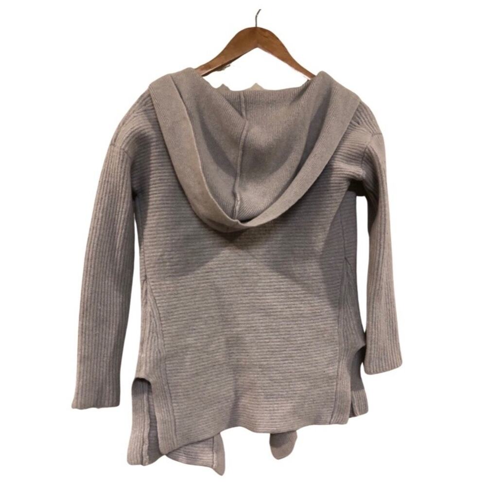 Tahari Pure Lux 100% cashmere cardigan - Picture 6 of 6